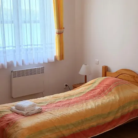 Osrodek Wrzosowa Gora - *