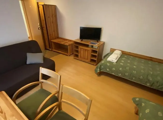 Osrodek Wrzosowa Gora - *