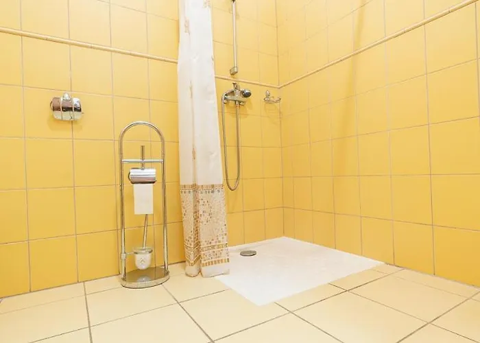 Osrodek Wrzosowa Gora - *